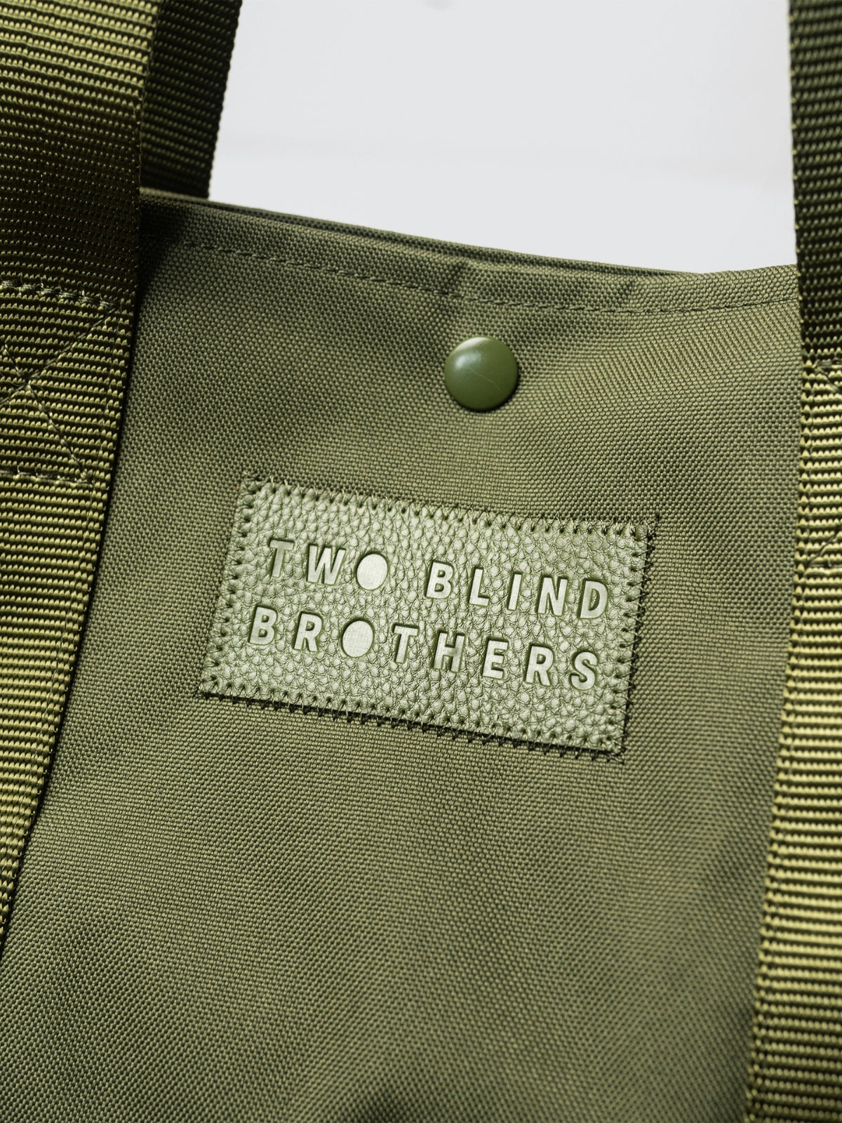 Two Blind Brothers - Gift Everything Tote Bag Moss